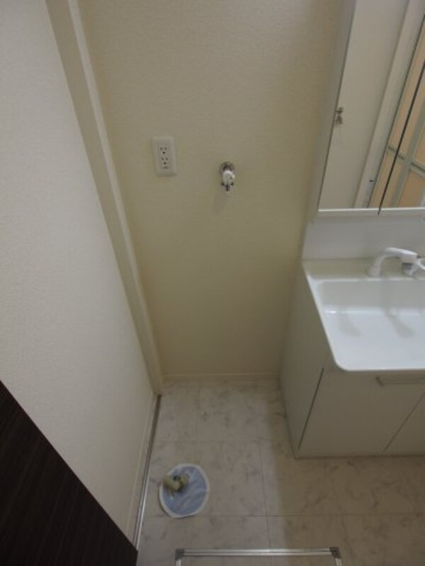 建物設備(室内洗濯機置き場)