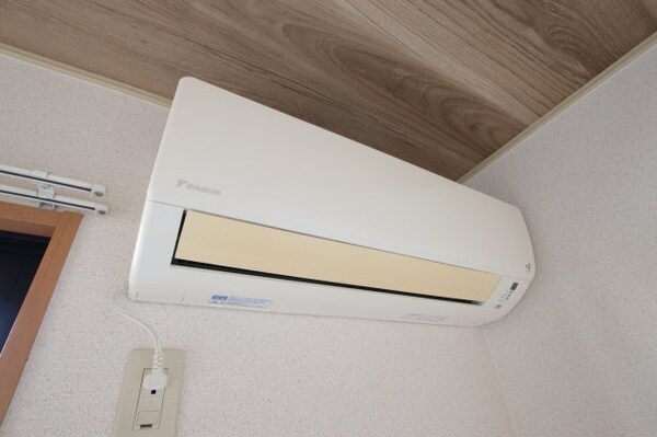 建物設備(エアコン)