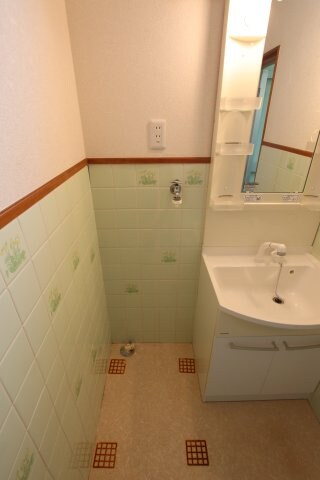 物件内観写真10　(室内洗濯機置き場)