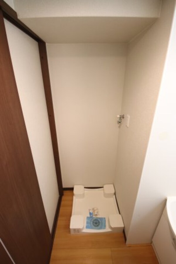 洗面・脱衣所(室内洗濯機置場)