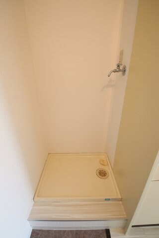 物件内観写真8　(室内洗濯機置き場)