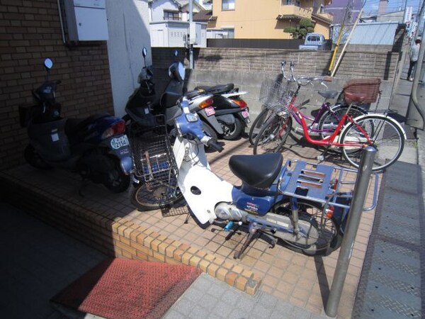 建物設備(駐輪場)