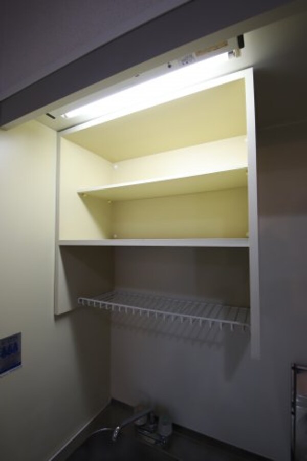 その他(吊戸棚)