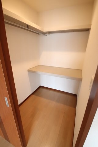 物件内観写真23　(ウォークインクローゼット)