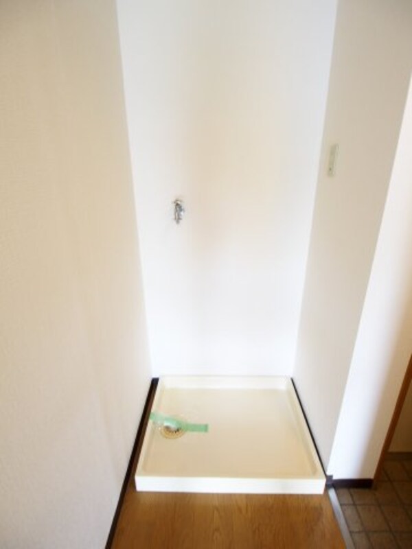 建物設備(洗濯機置き場)