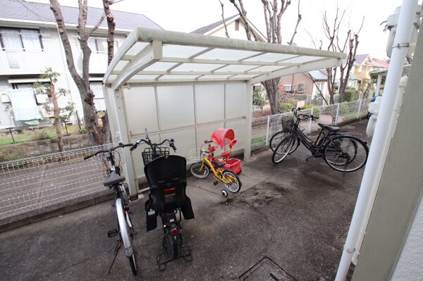 建物設備(駐輪場)