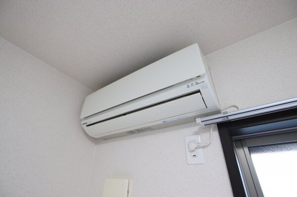 建物設備(エアコン)