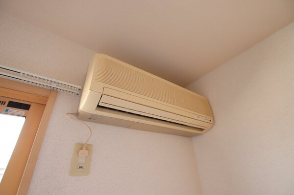 建物設備(洋室エアコン)