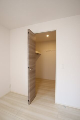 物件内観写真26　(ウォークインクローゼット)