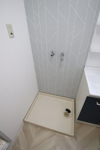 物件内観写真16　(室内洗濯機置場)