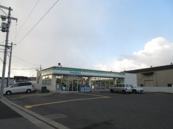 周辺環境(ファミリーマート堺美原小寺店 531m)