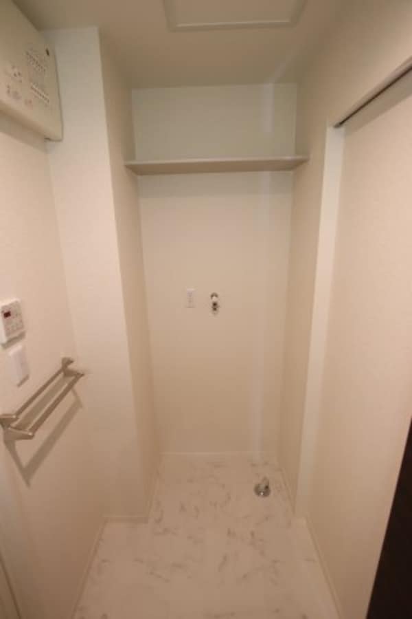 建物設備(室内洗濯機置場)