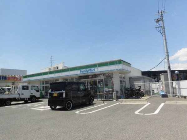 周辺環境(ファミリーマート泉北田園大橋店 937m)