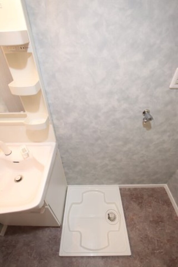建物設備(室内洗濯機置場)