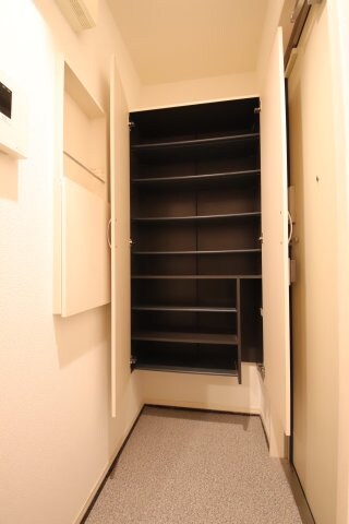 物件内観写真7　(シューズボックス)