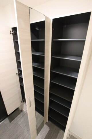 物件内観写真7　(シューズボックス)