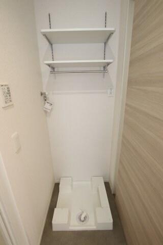 物件内観写真25　(室内洗濯機置場)