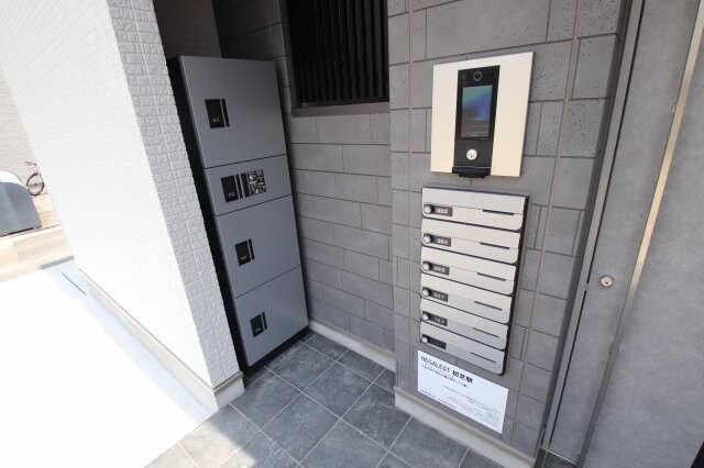 物件内観写真5　(オートロック)