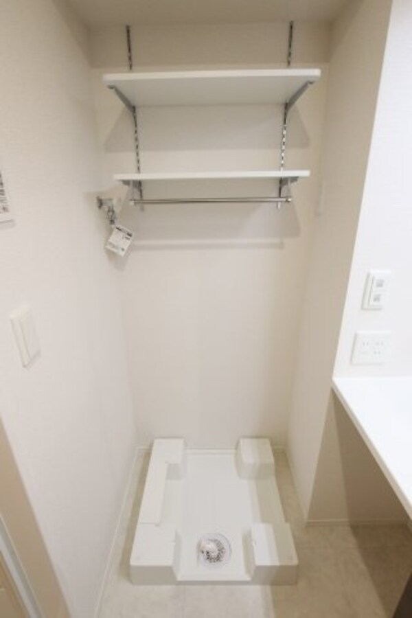 建物設備(室内洗濯機置場)