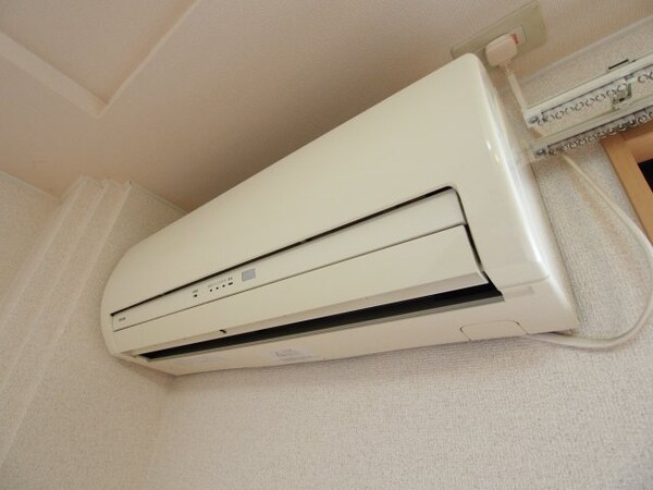 建物設備(エアコン)