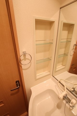 物件内観写真18　(棚)