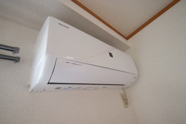 建物設備(エアコン)