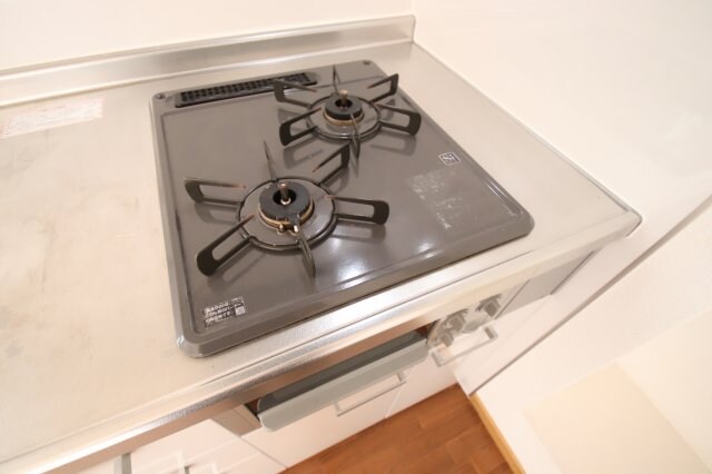 物件内観写真16　(2口コンロ)