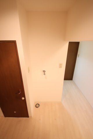 物件内観写真14　(室内洗濯機置場)