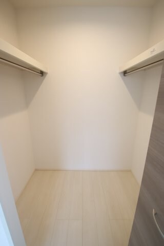 物件内観写真26　(ウォークインクローゼット)