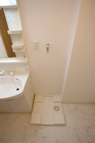 物件内観写真15　(室内洗濯機置場)