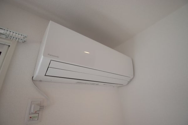 建物設備(エアコン)