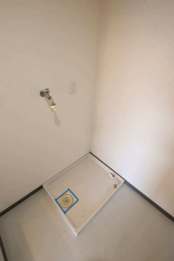 建物設備(室内洗濯機置場)