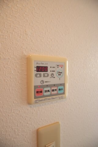 物件内観写真18　(浴室乾燥機)
