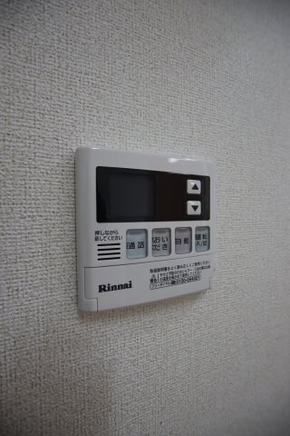物件内観写真17　(給湯リモコン)