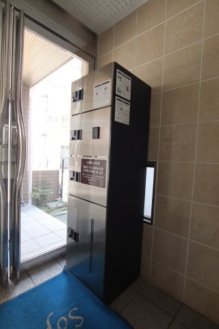 物件内観写真7　(宅配ボックス)
