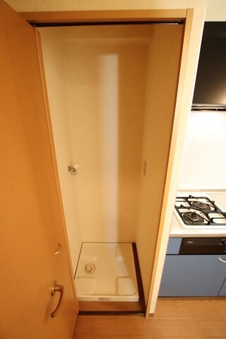 物件内観写真15　(室内洗濯機置場)
