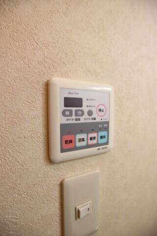 物件内観写真18　(浴室乾燥機)