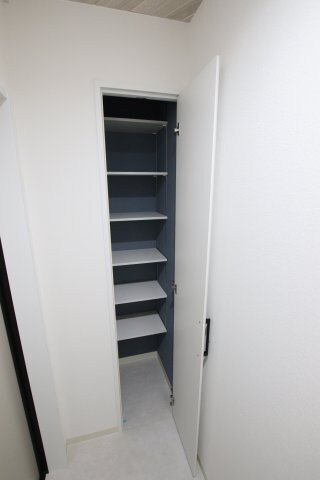 物件内観写真7　(シューズボックス)