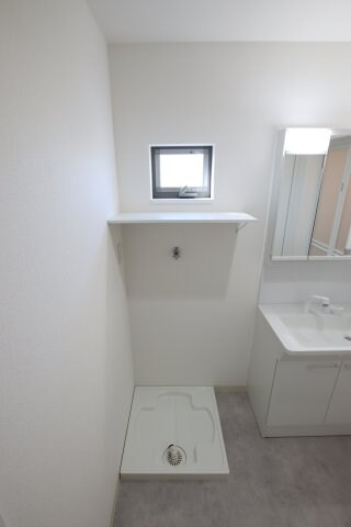 物件内観写真22　(室内洗濯機置場)