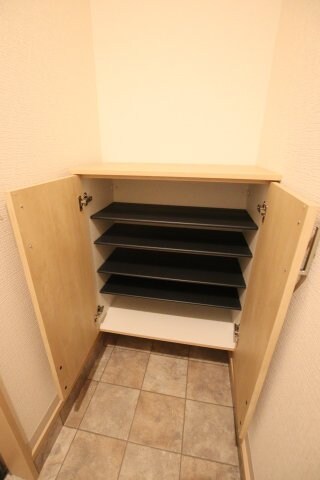物件内観写真7　(シューズボックス)