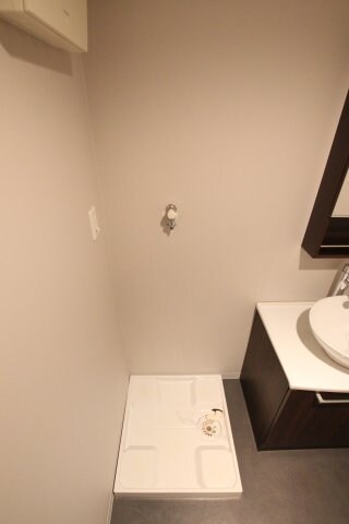 物件内観写真11　(室内洗濯機置場)