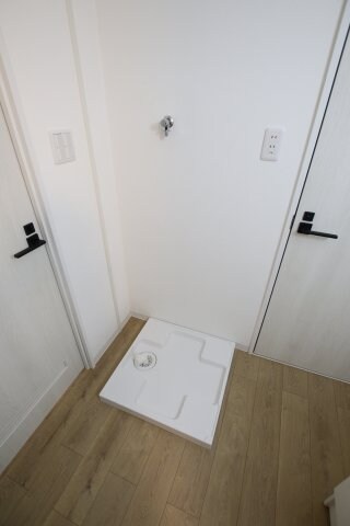 物件内観写真10　(室内洗濯機置き場)