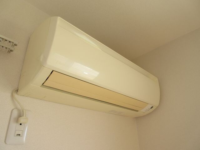 物件内観写真11　(エアコン)