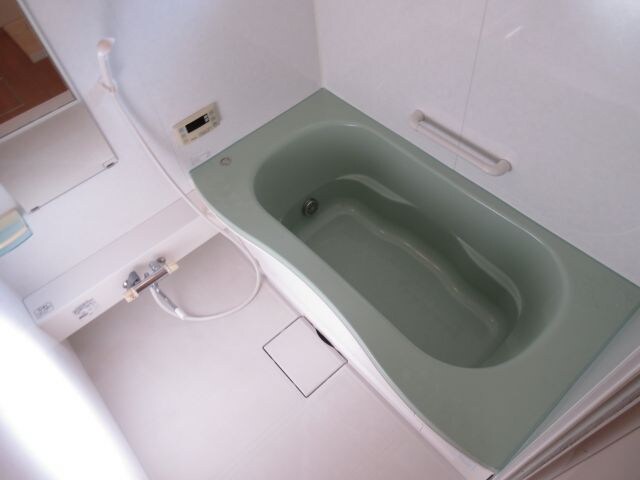 物件内観写真13　(大きいお風呂で疲れを癒せます♪お問合せ下さい☆072-239)