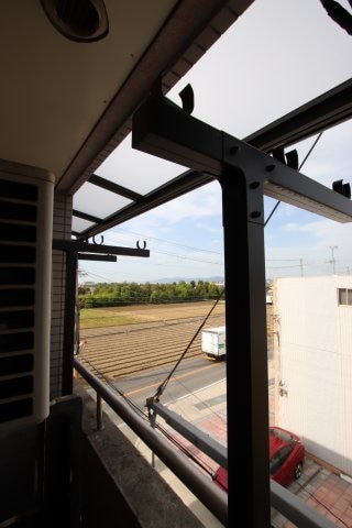 物件内観写真25　(物干し)