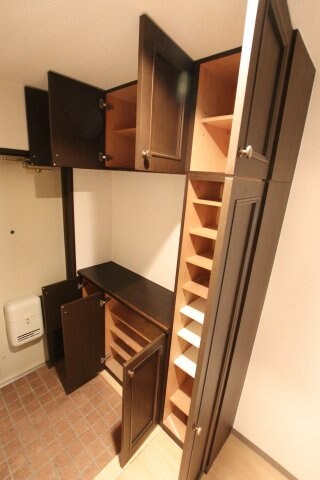物件内観写真7　(シューズボックス)