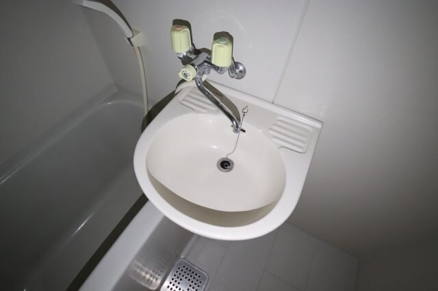 物件内観写真11　(洗面台)