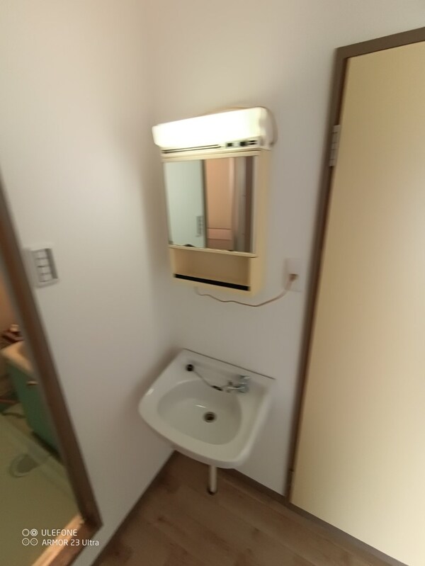 独立洗面台