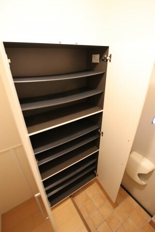 物件内観写真7　(シューズボックス)