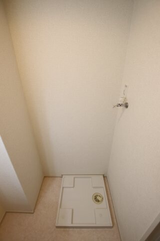 物件内観写真13　(室内洗濯機置き場)